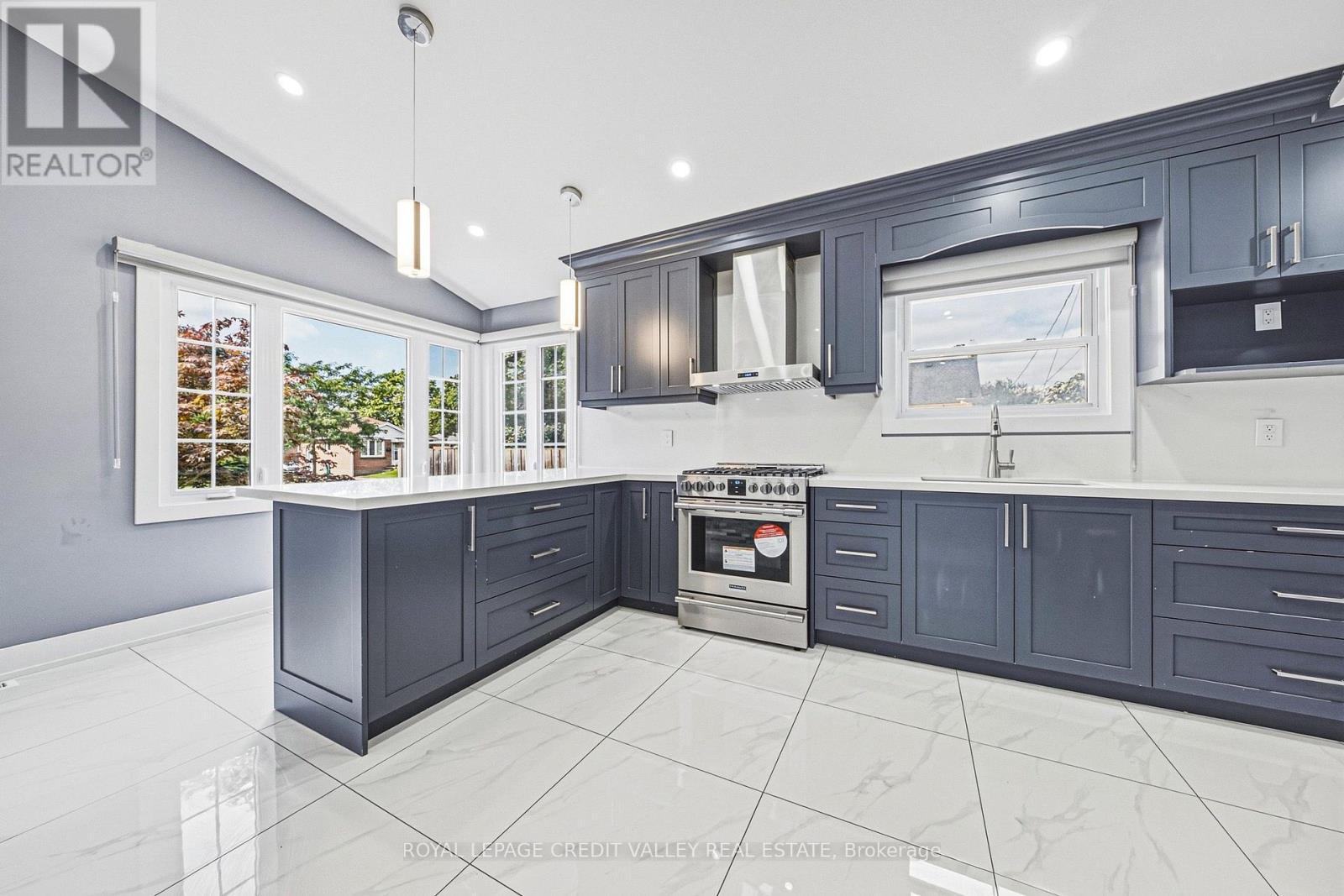 12 Stevenson Avenue, London East, ON