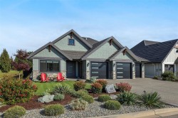 3263 Winchester Ave Courtenay, BC V9N 0H6
