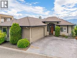 628 Spruceview Place S Kelowna, BC V1V 2P7