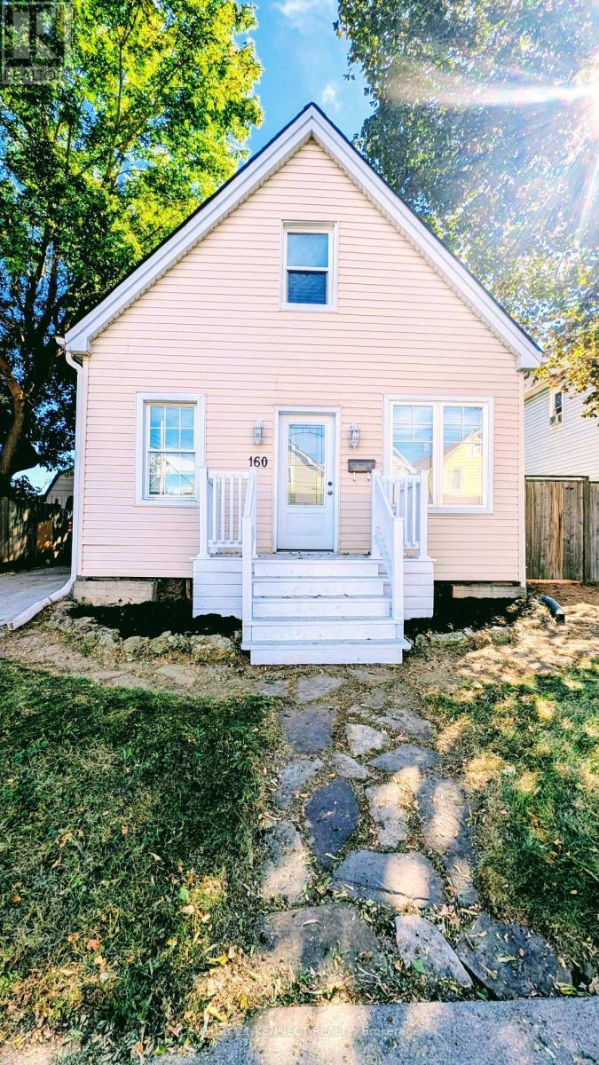 160 Glendale Avenue N, Hamilton, ON