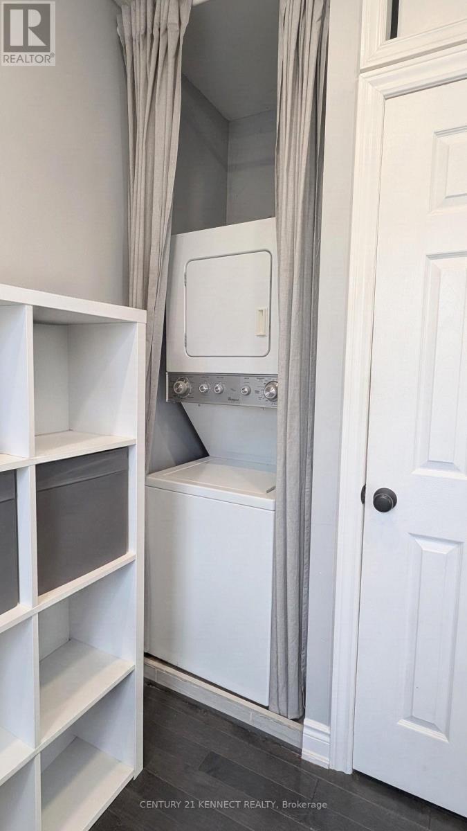 160 Glendale Avenue N, Hamilton, ON