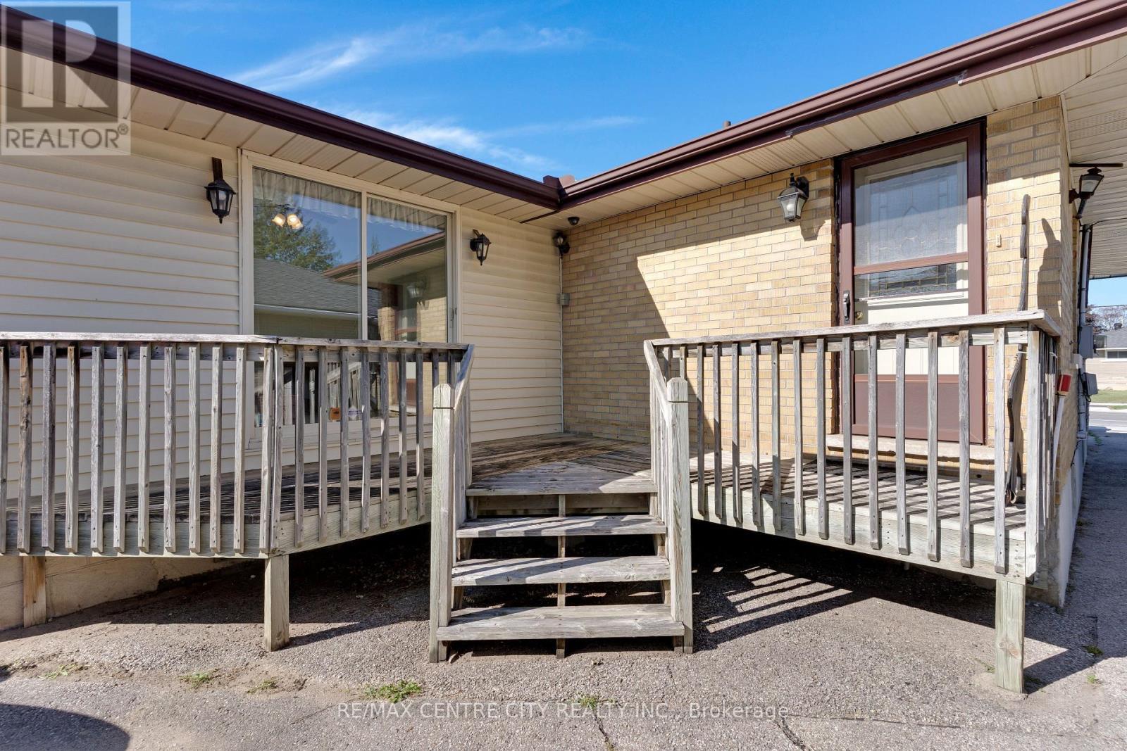 297 Wilson Avenue, Kitchener, ON