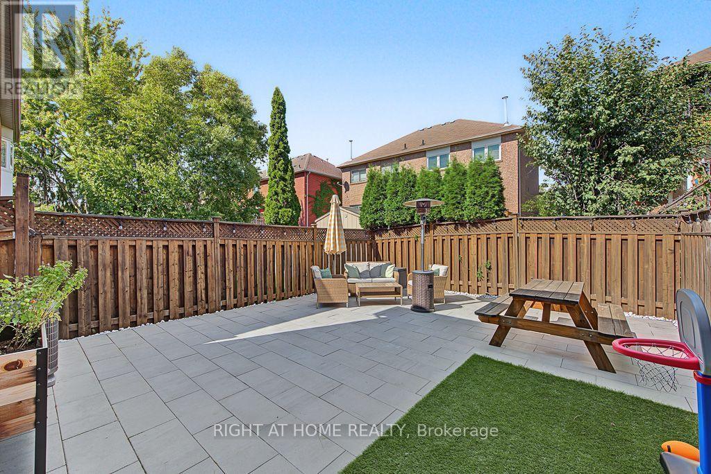 3829 Craighurst Avenue, Mississauga, ON