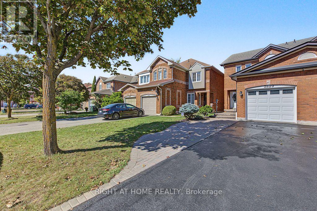 3829 Craighurst Avenue, Mississauga, ON