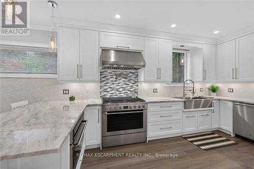 209 Delaware Avenue, Hamilton, ON 