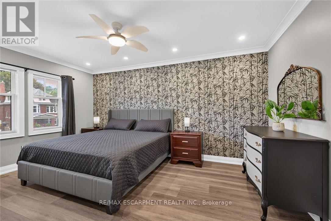 209 Delaware Avenue, Hamilton, ON