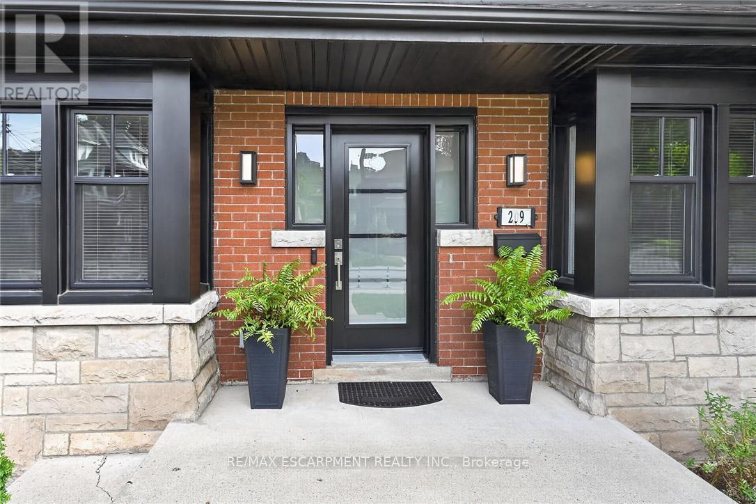 209 Delaware Avenue, Hamilton, ON