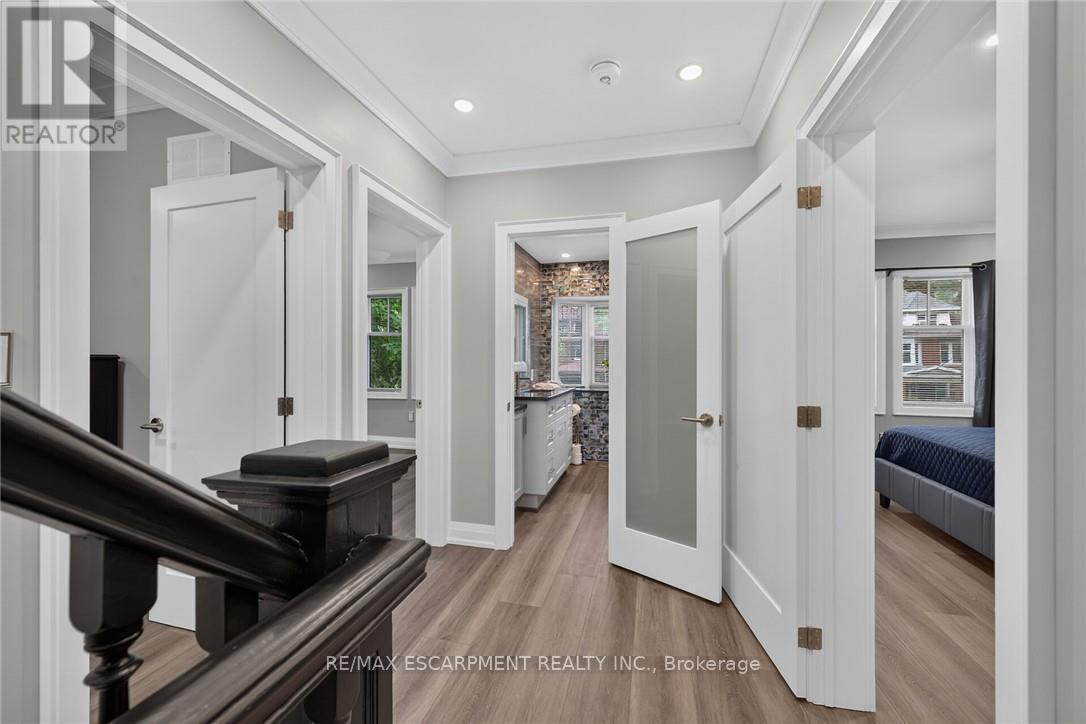 209 Delaware Avenue, Hamilton, ON
