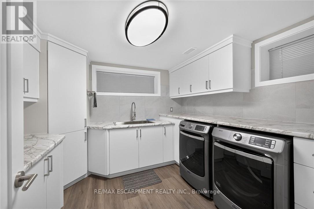 209 Delaware Avenue, Hamilton, ON