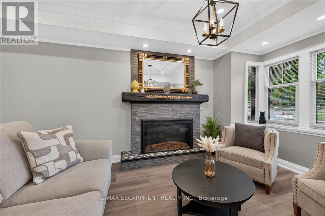 209 Delaware Avenue, Hamilton, ON
