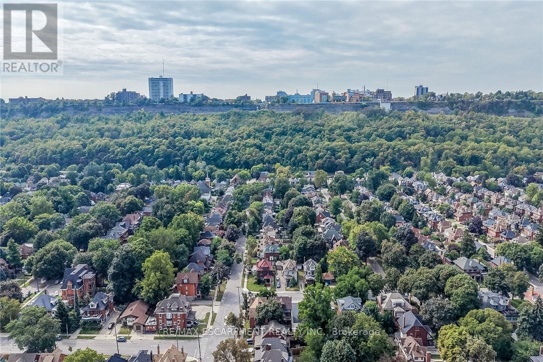 209 Delaware Avenue, Hamilton, ON