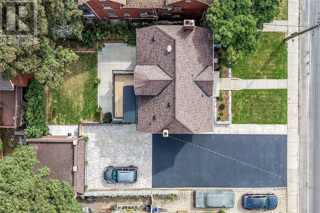 209 Delaware Avenue, Hamilton, ON