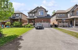 32 CARLETON TRAIL New Tecumseth, ON L0G 1A0