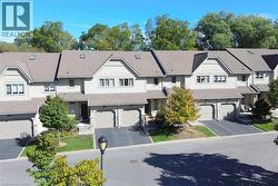 71 SULPHUR SPRINGS Road Unit# 10 Ancaster, ON L9G 5C1