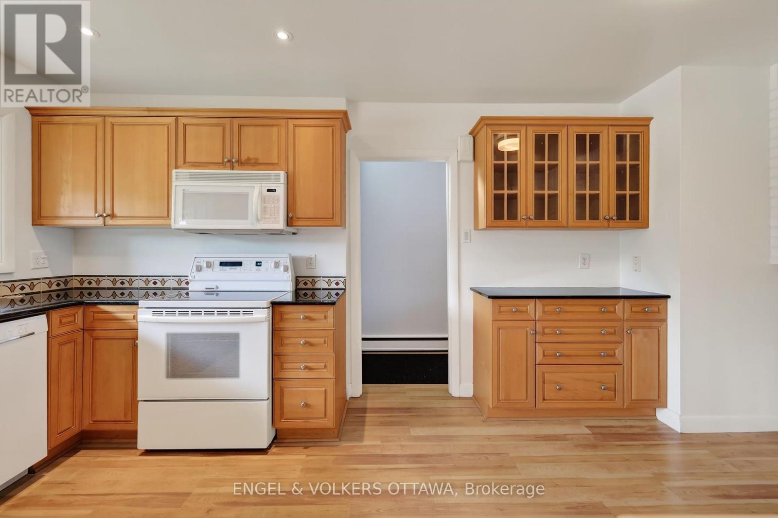 1228 Henry Farm Drive, Ottawa, ON