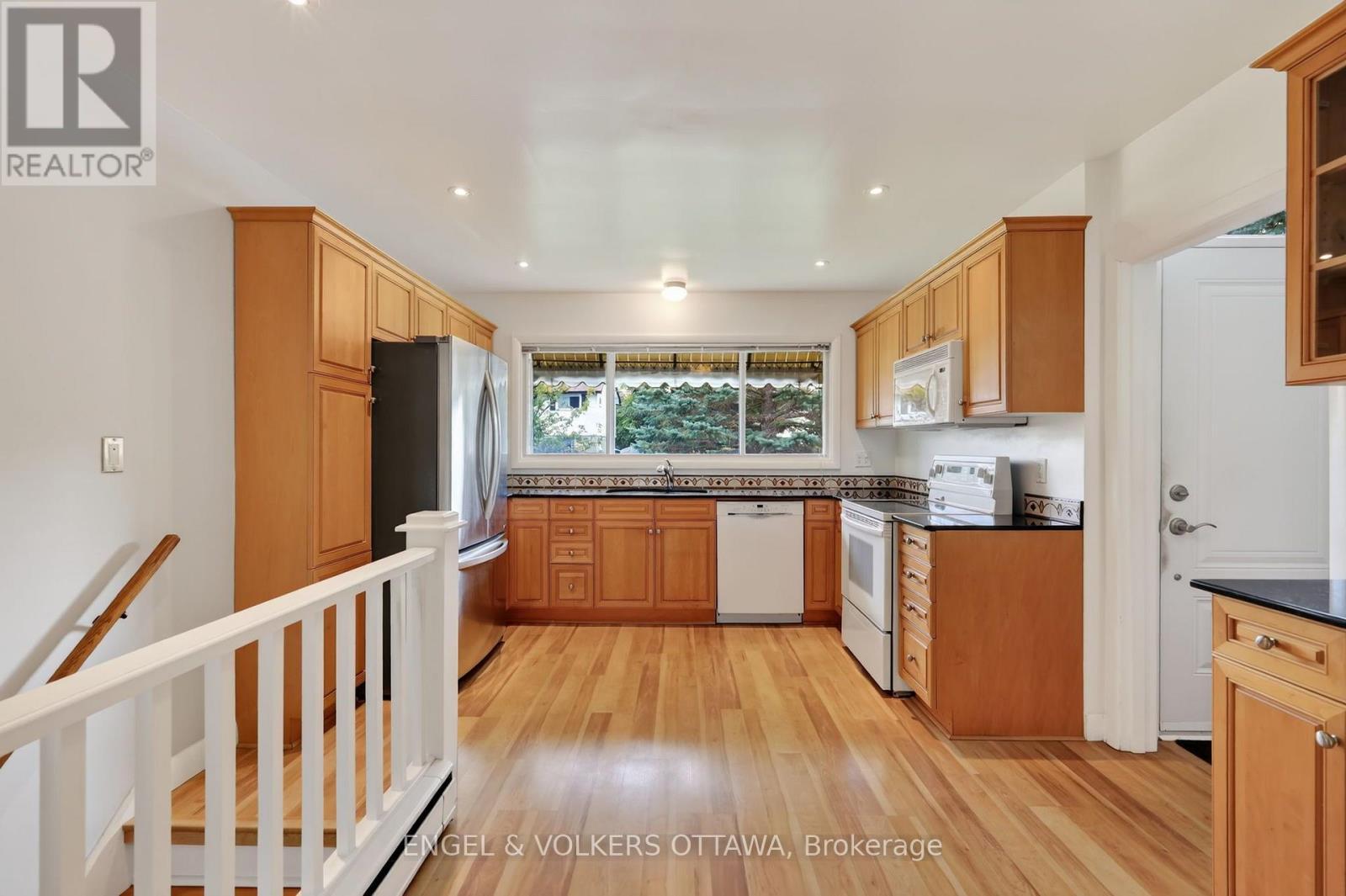 1228 Henry Farm Drive, Ottawa, ON