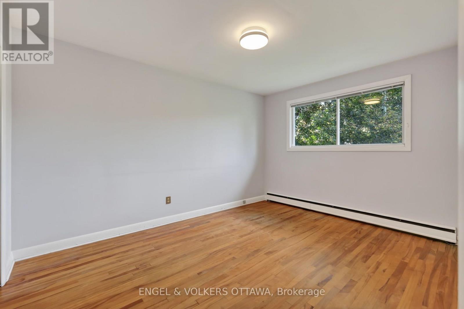 Large Bedrooms - 1228 Henry Farm Drive, Ottawa, ON