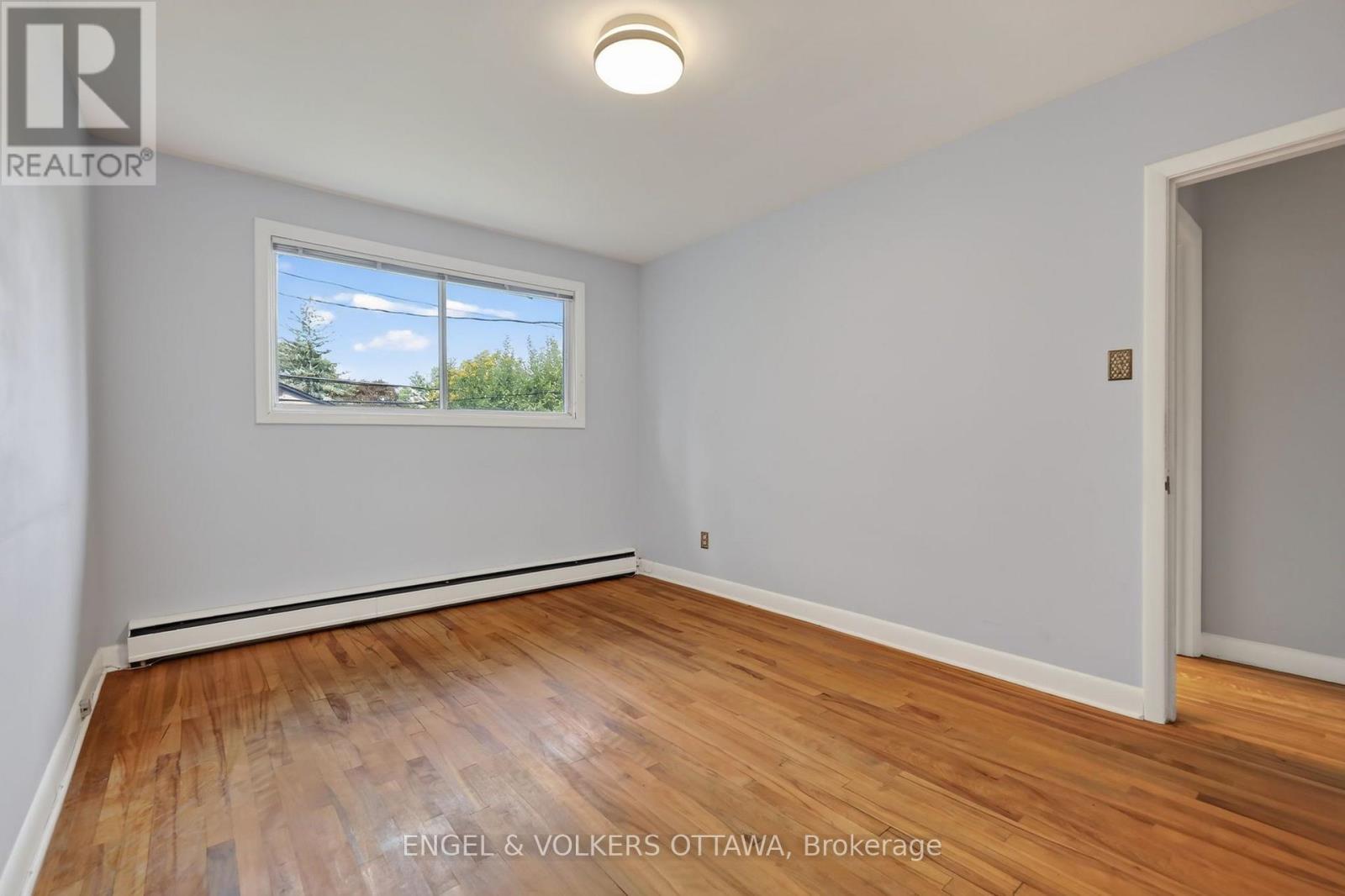 Large Bedrooms - 1228 Henry Farm Drive, Ottawa, ON