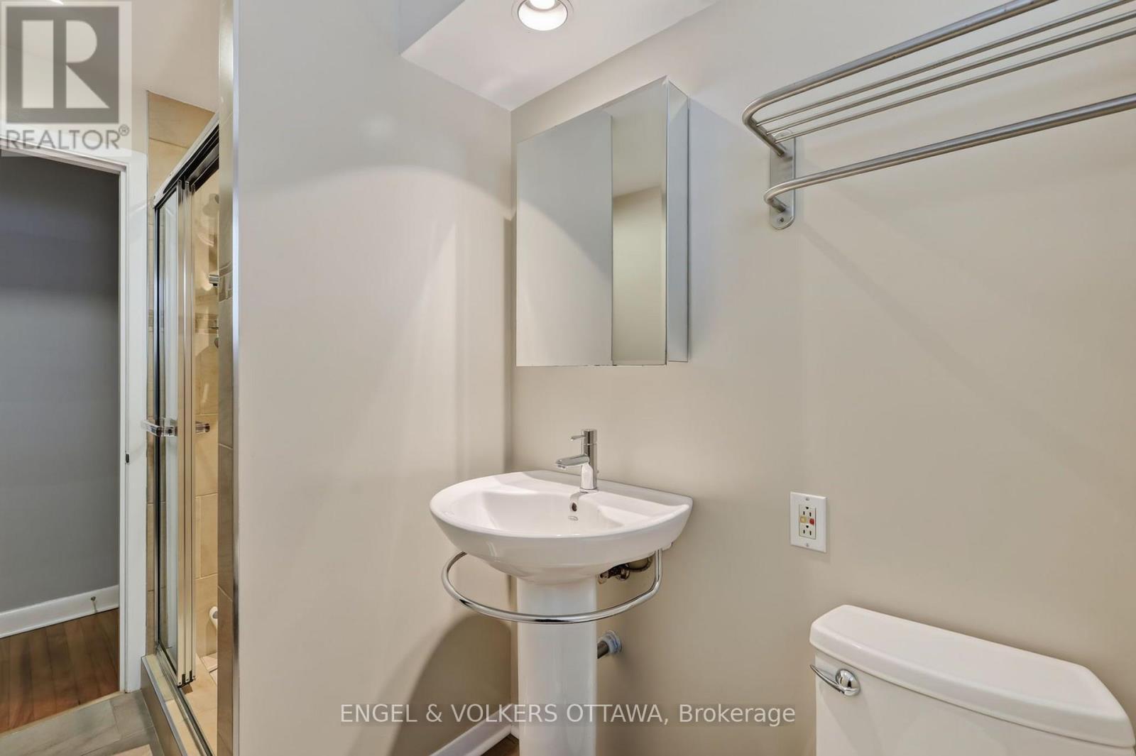 1228 Henry Farm Drive, Ottawa, ON