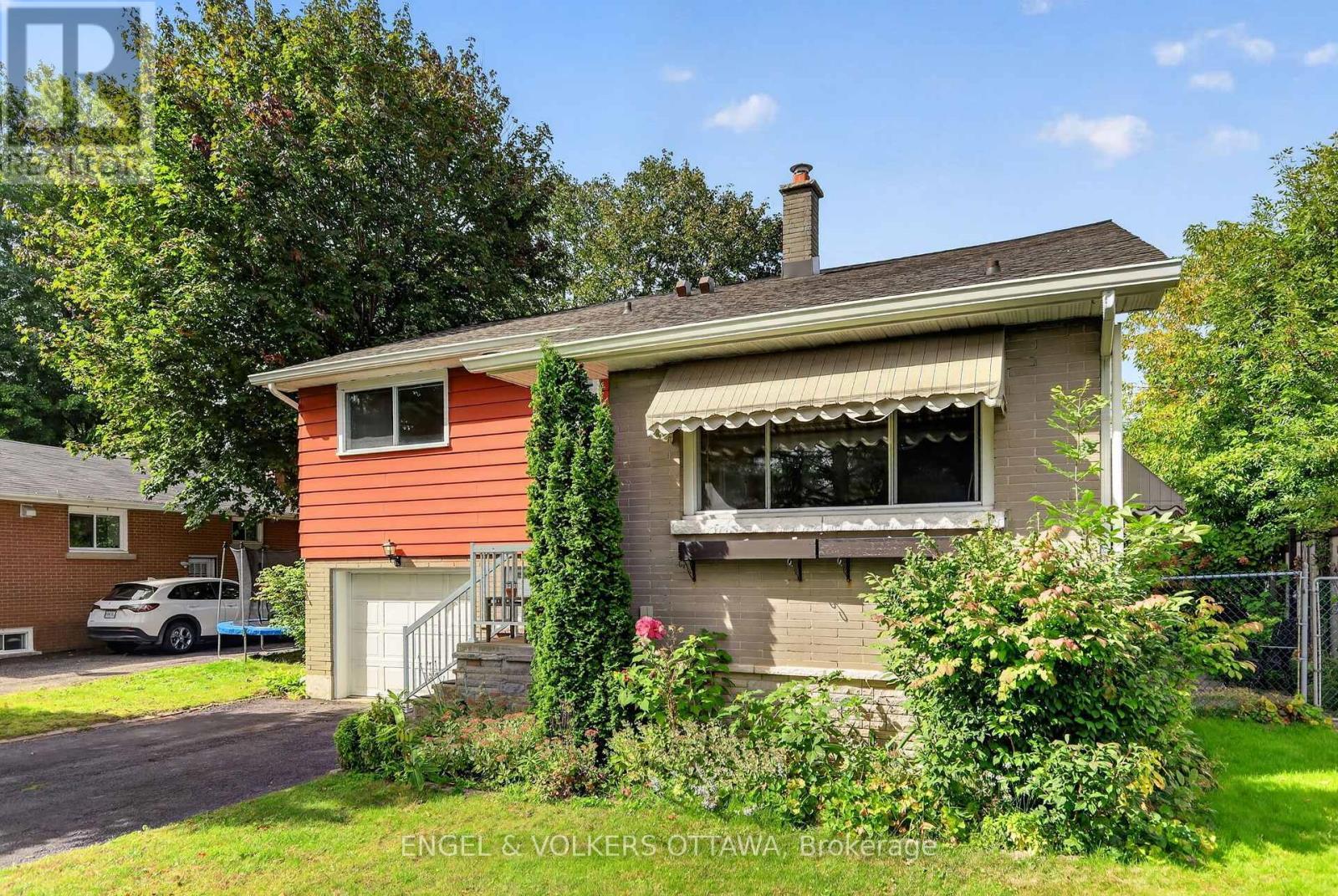 1228 Henry Farm Drive, Ottawa, ON