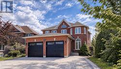 BSMT - 221 HUMBERLAND DRIVE Richmond Hill, ON L4E 3T3