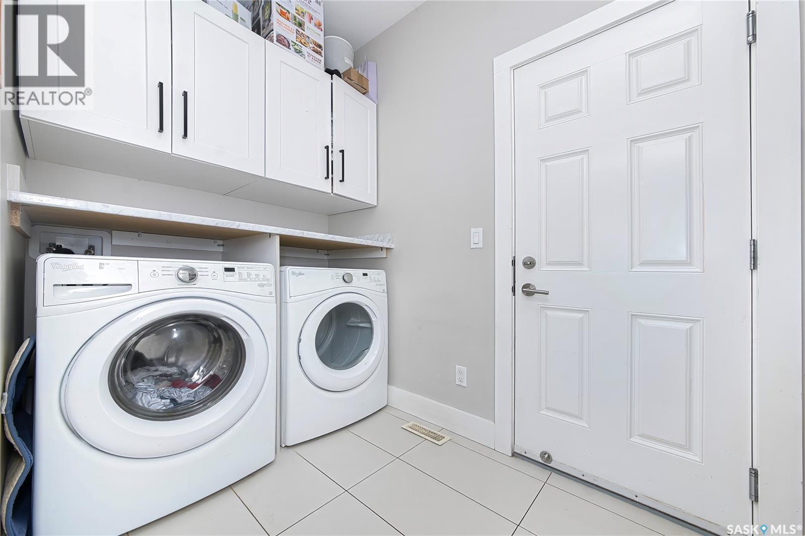 402 Meadows Boulevard, Saskatoon, SK