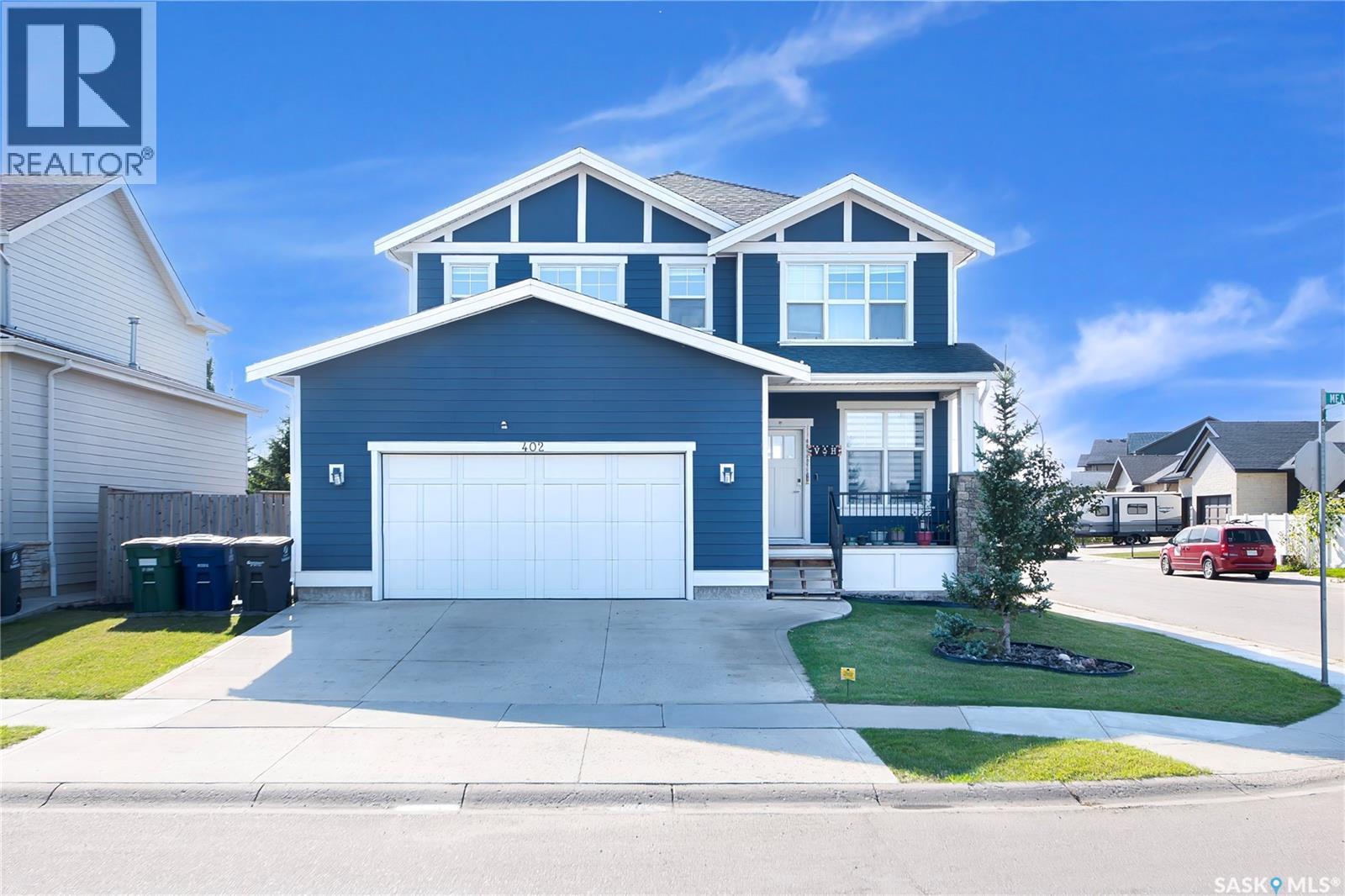 402 Meadows Boulevard, Saskatoon, SK