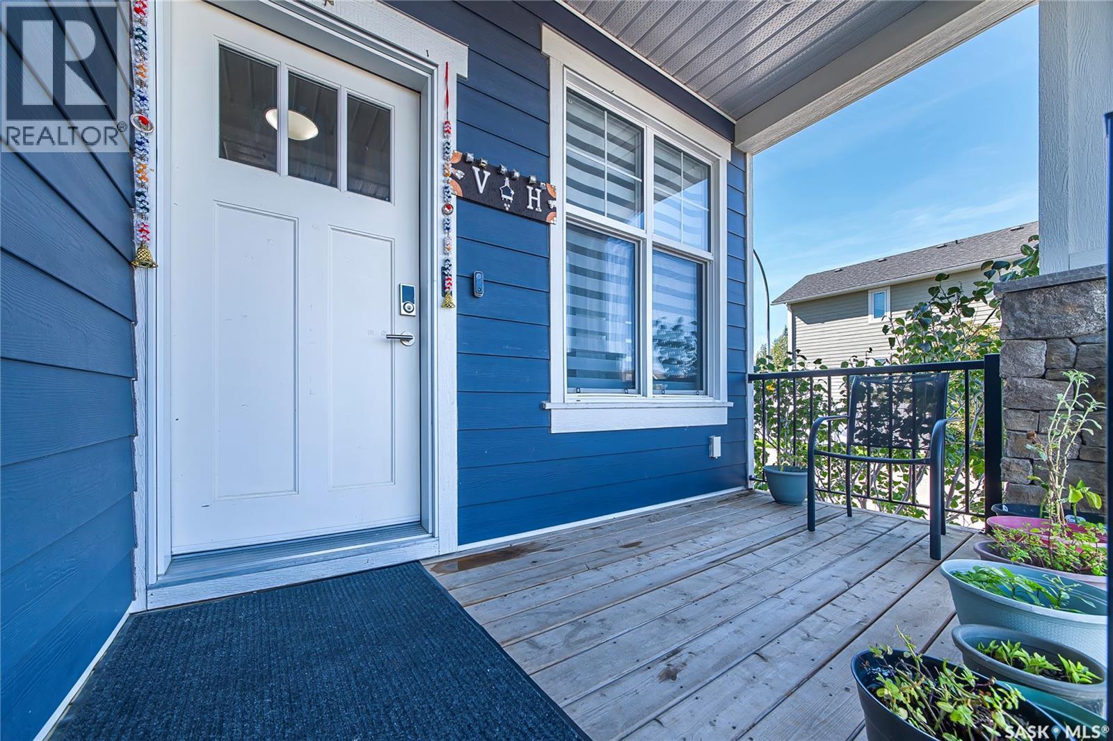 402 Meadows Boulevard, Saskatoon, SK
