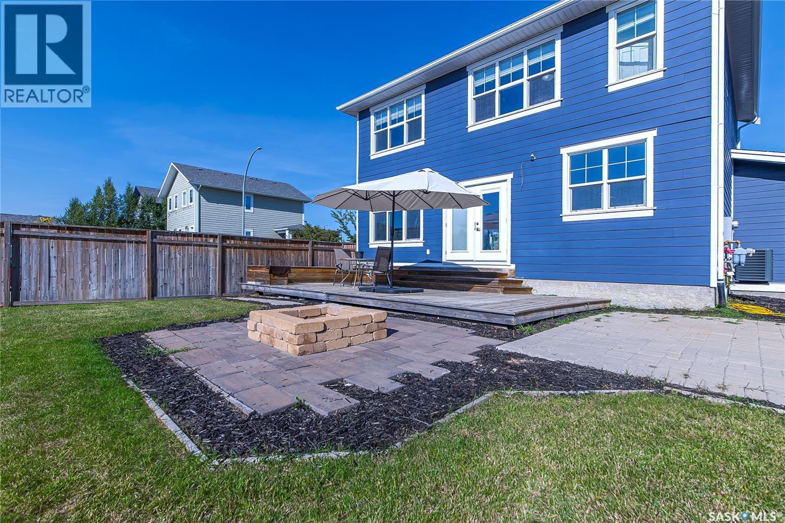 402 Meadows Boulevard, Saskatoon, SK