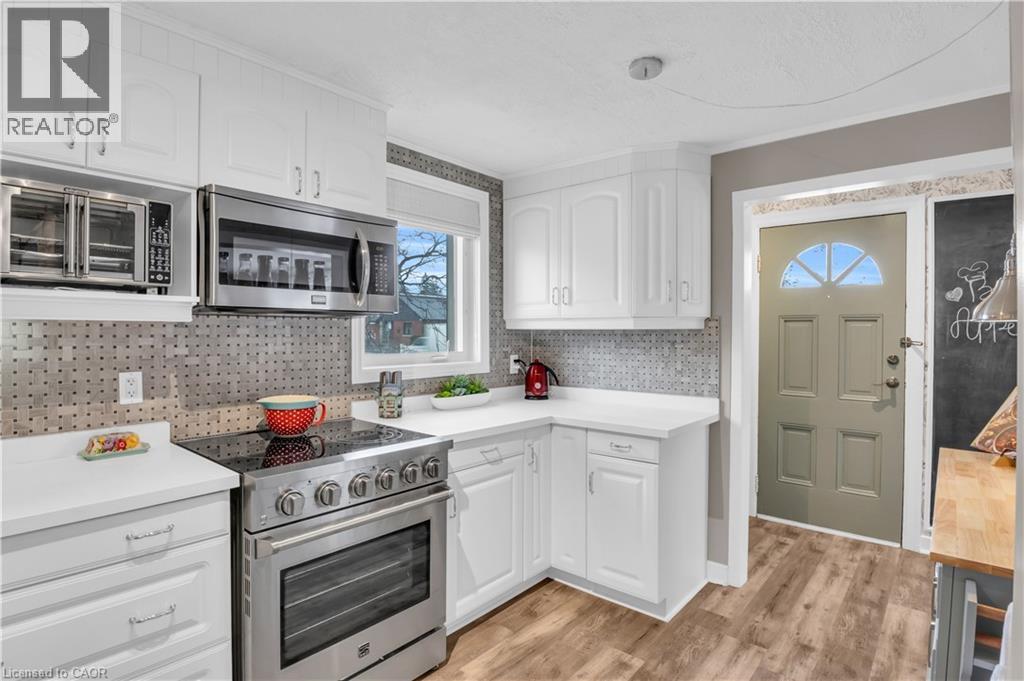 296 Weber Street E, Kitchener, ON