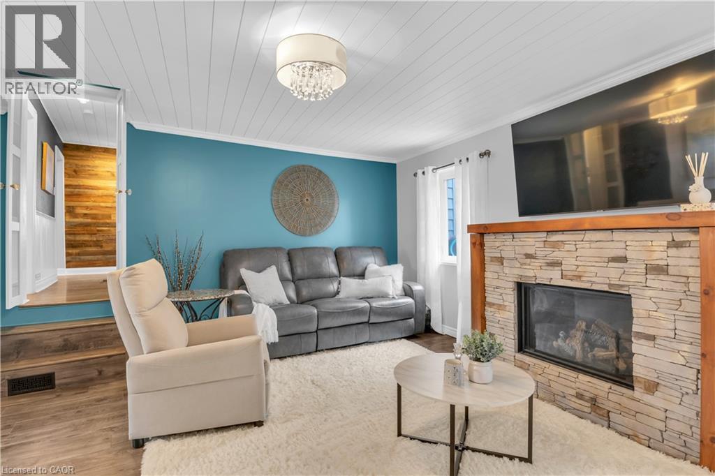296 Weber Street E, Kitchener, ON