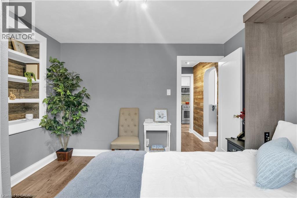 296 Weber Street E, Kitchener, ON