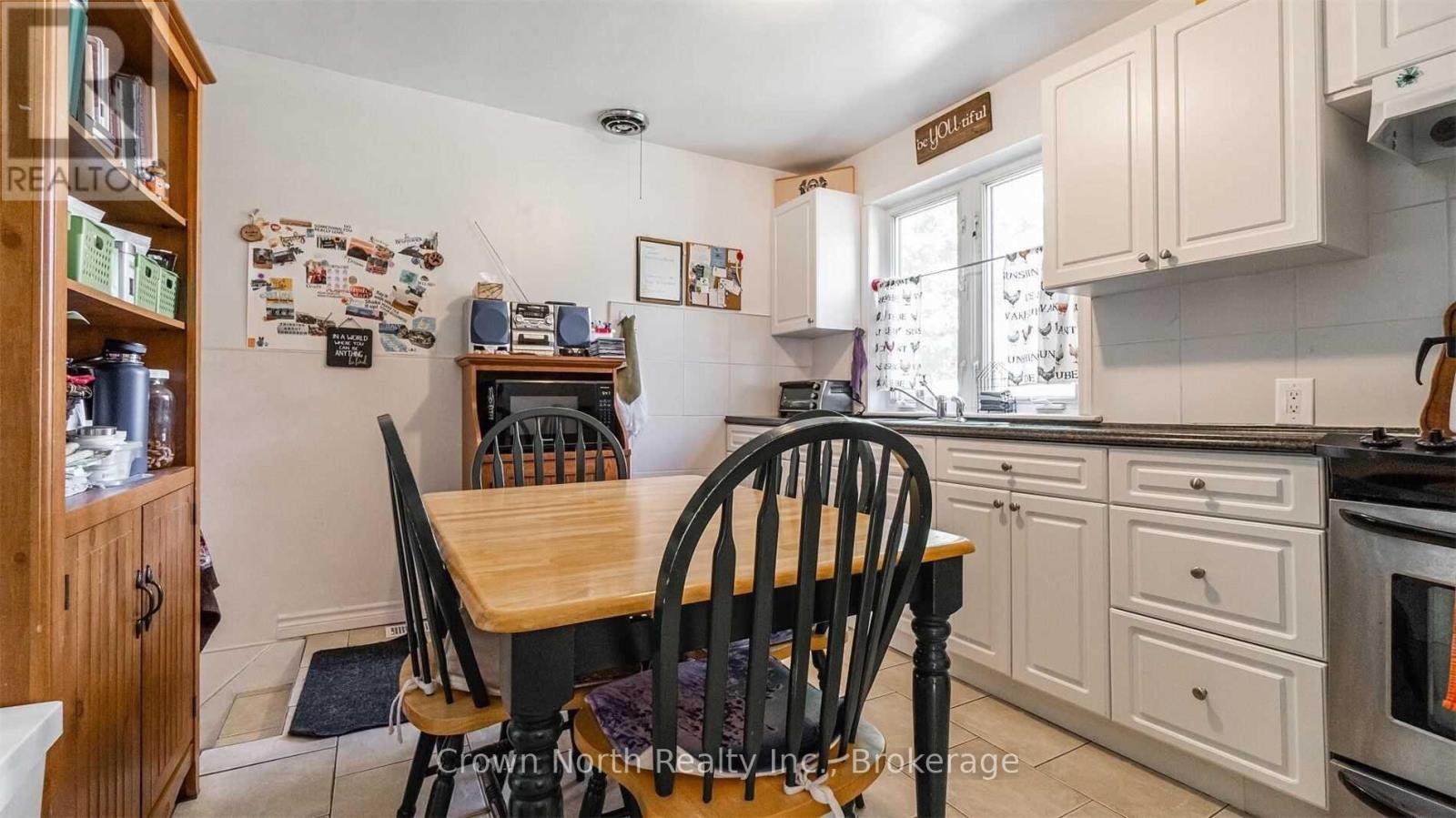 196 Blucher Street, Kitchener, ON