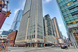 2109 - 210 VICTORIA STREET Toronto, ON M5B 2R3