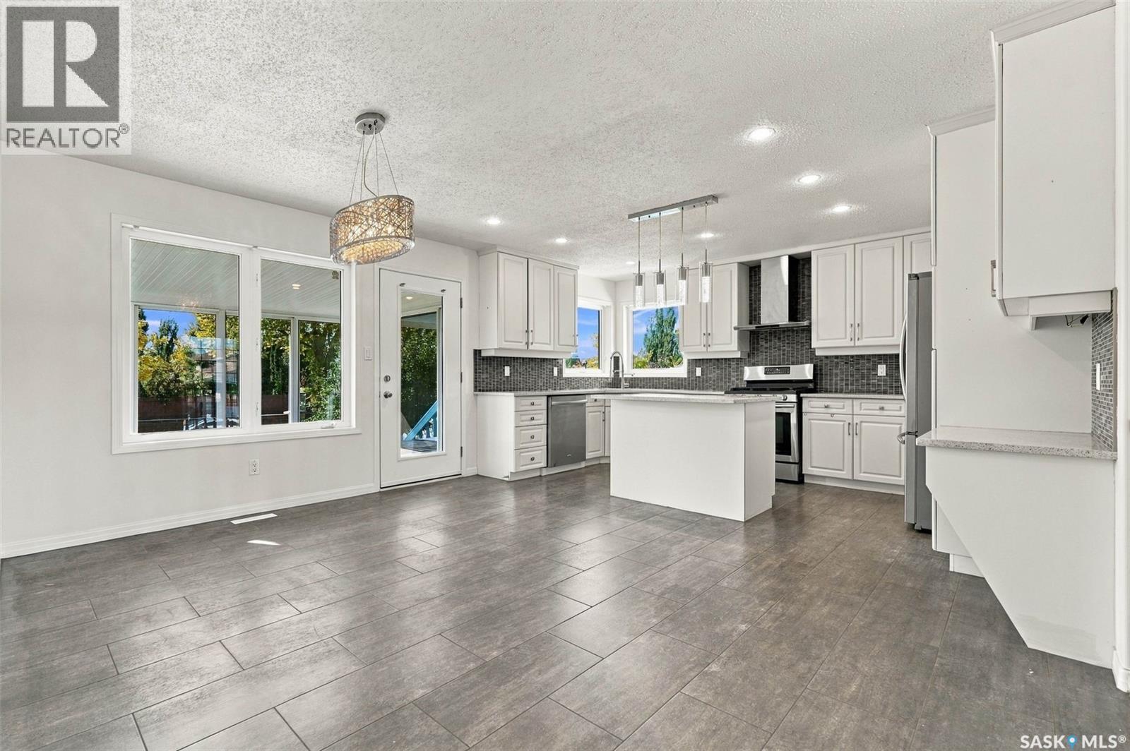 110 Braeshire Lane, Saskatoon, SK