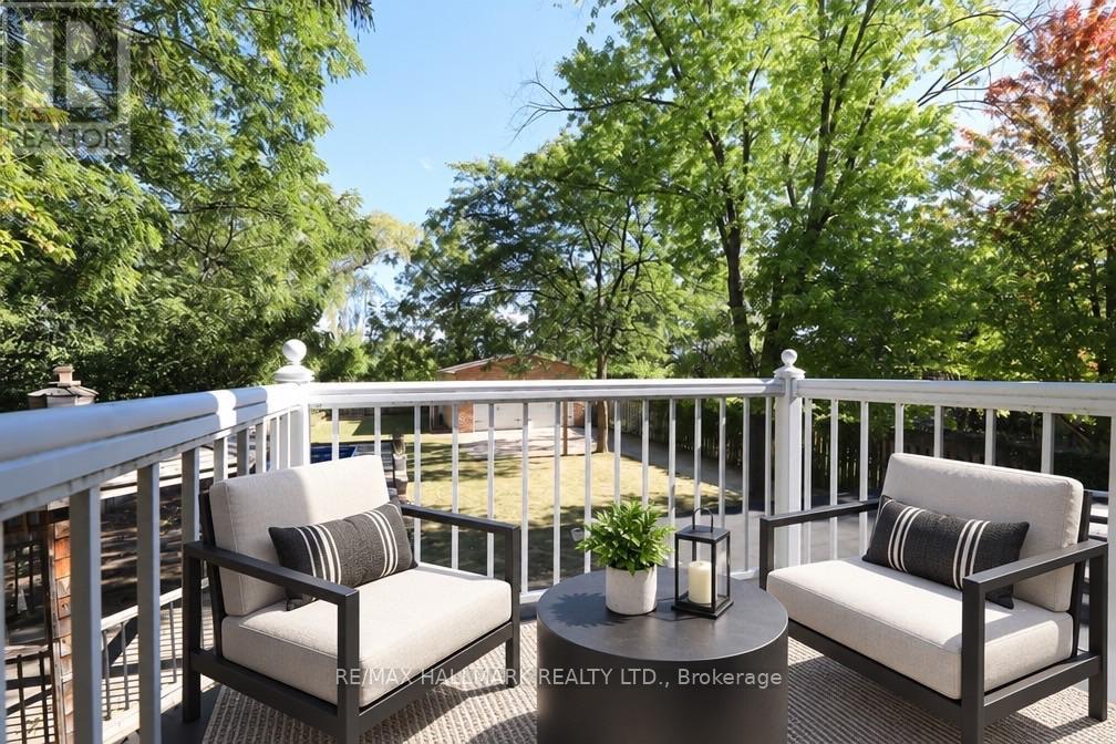 11 Brookside Drive, Mississauga, ON