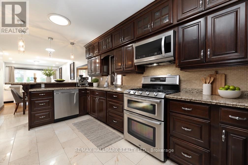 11 Brookside Drive, Mississauga, ON