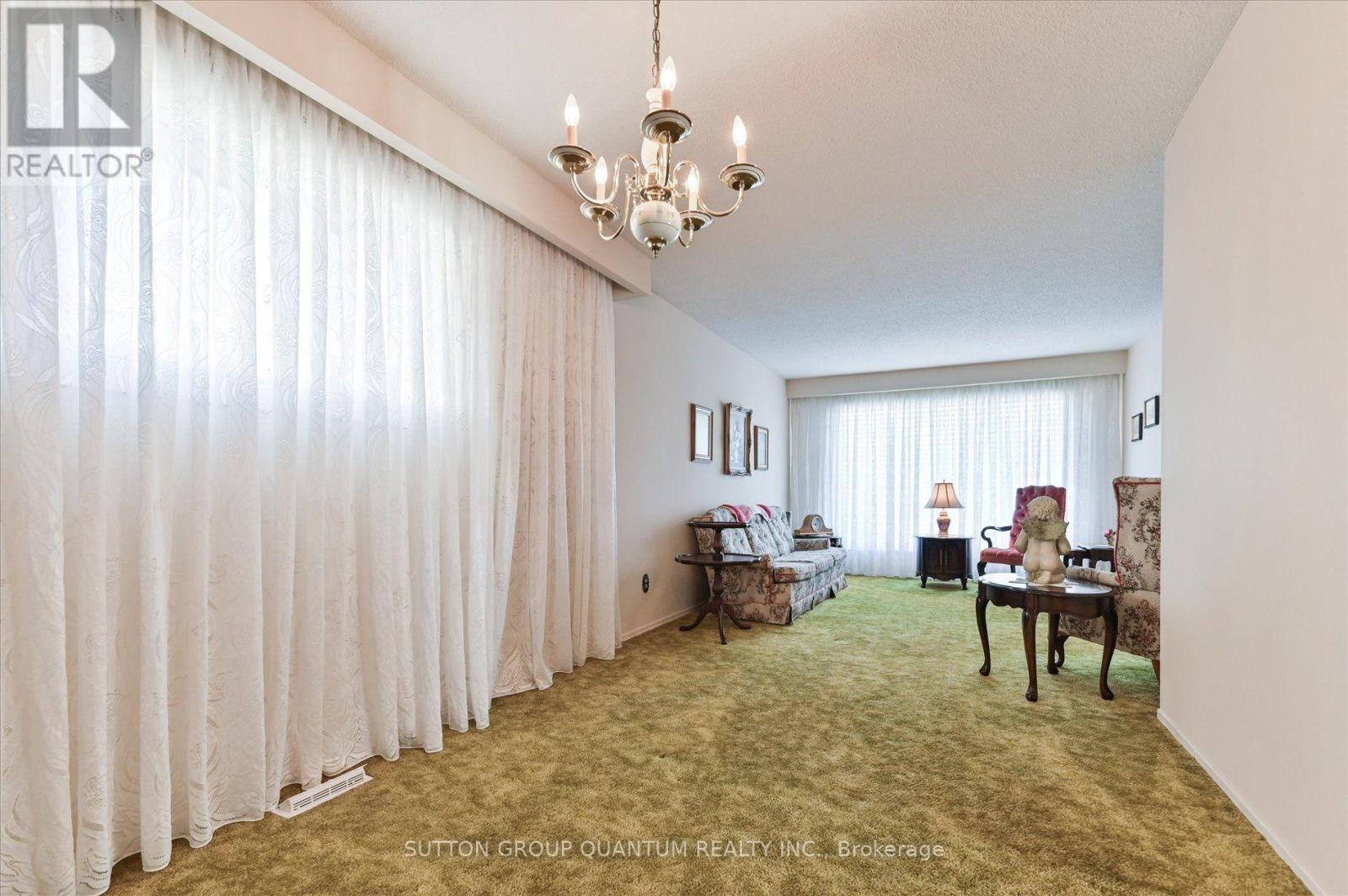 3661 Keenan Crescent, Mississauga, ON
