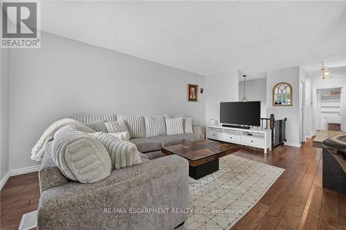 10 Krafty Court, Hamilton, ON 