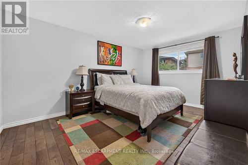 10 Krafty Court, Hamilton, ON 