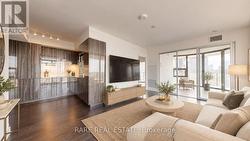 3805 - 11 WELLESLEY STREET W Toronto, ON M4Y 0G4