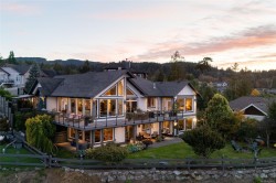 2322 Coopers Hawk Rise Mill Bay, BC V0R 2P0
