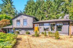 3809 Morris Pl Nanaimo, BC V9T 3W2