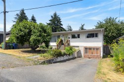 650 Hunter St Nanaimo, BC V9S 1R1