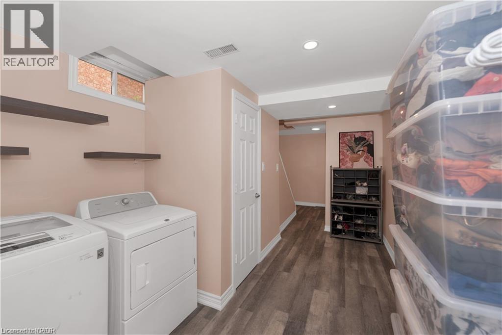 166 Kovac Road, Cambridge, ON