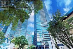 1801 - 101 CHARLES STREET E Toronto, ON M4Y 0A9