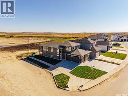 492 Woolf BEND Saskatoon, SK S7W 1E4