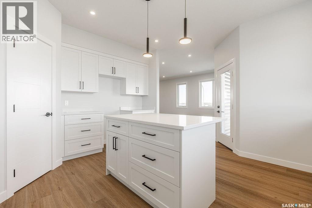 492 Woolf Bend, Saskatoon, SK