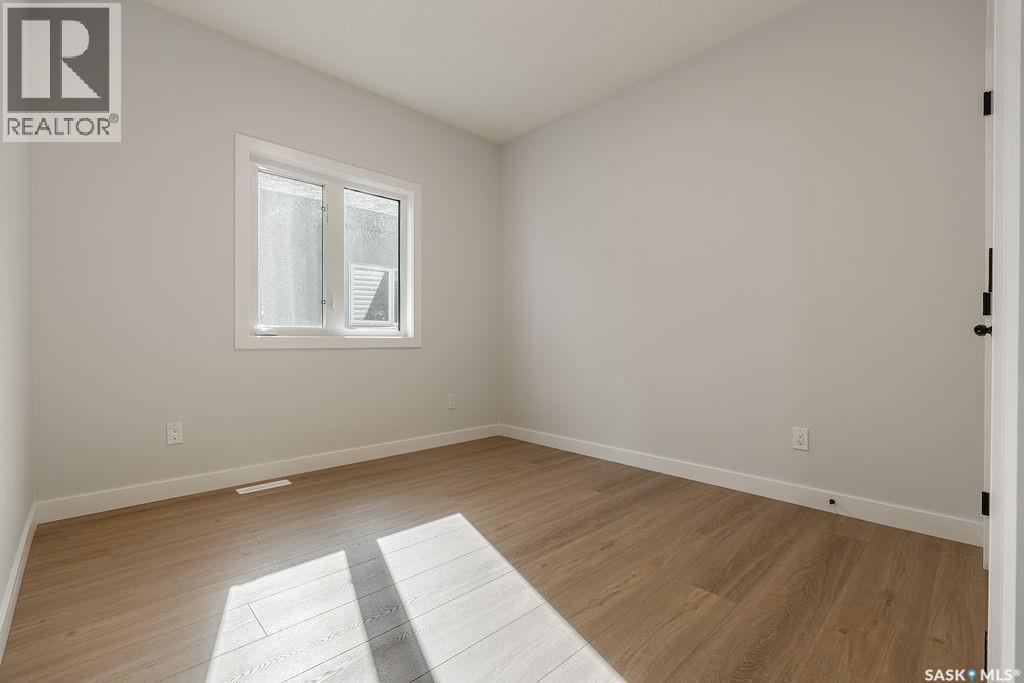 492 Woolf Bend, Saskatoon, SK