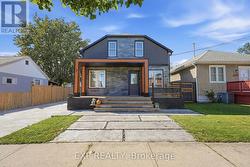 249 WALLACE AVENUE S Welland (Lincoln/Crowland), ON L3B 1R7